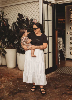 Goldmiilk GM BREASTFEEDING TEE