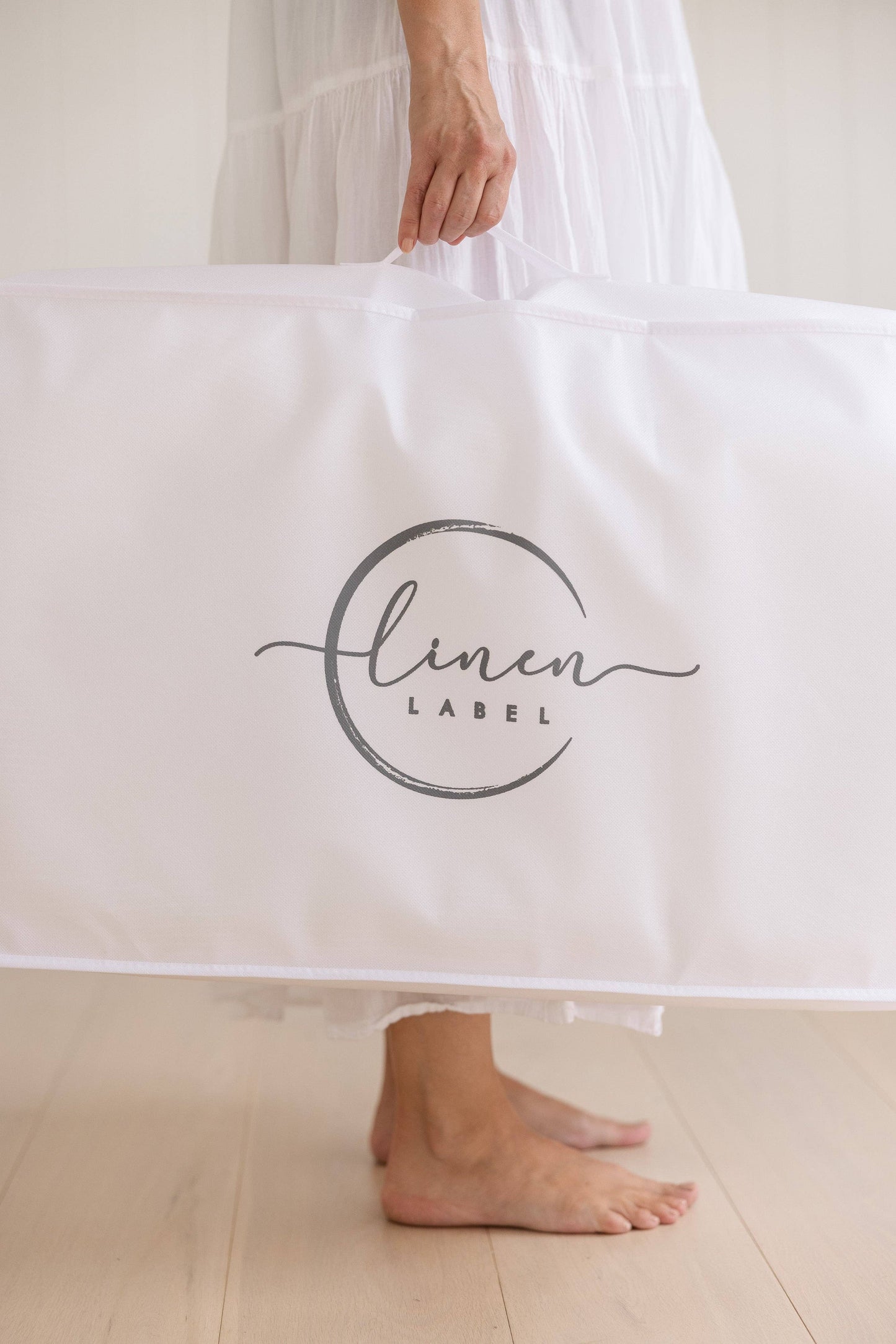Baby Lounger Nest + Gingham Linen Cover