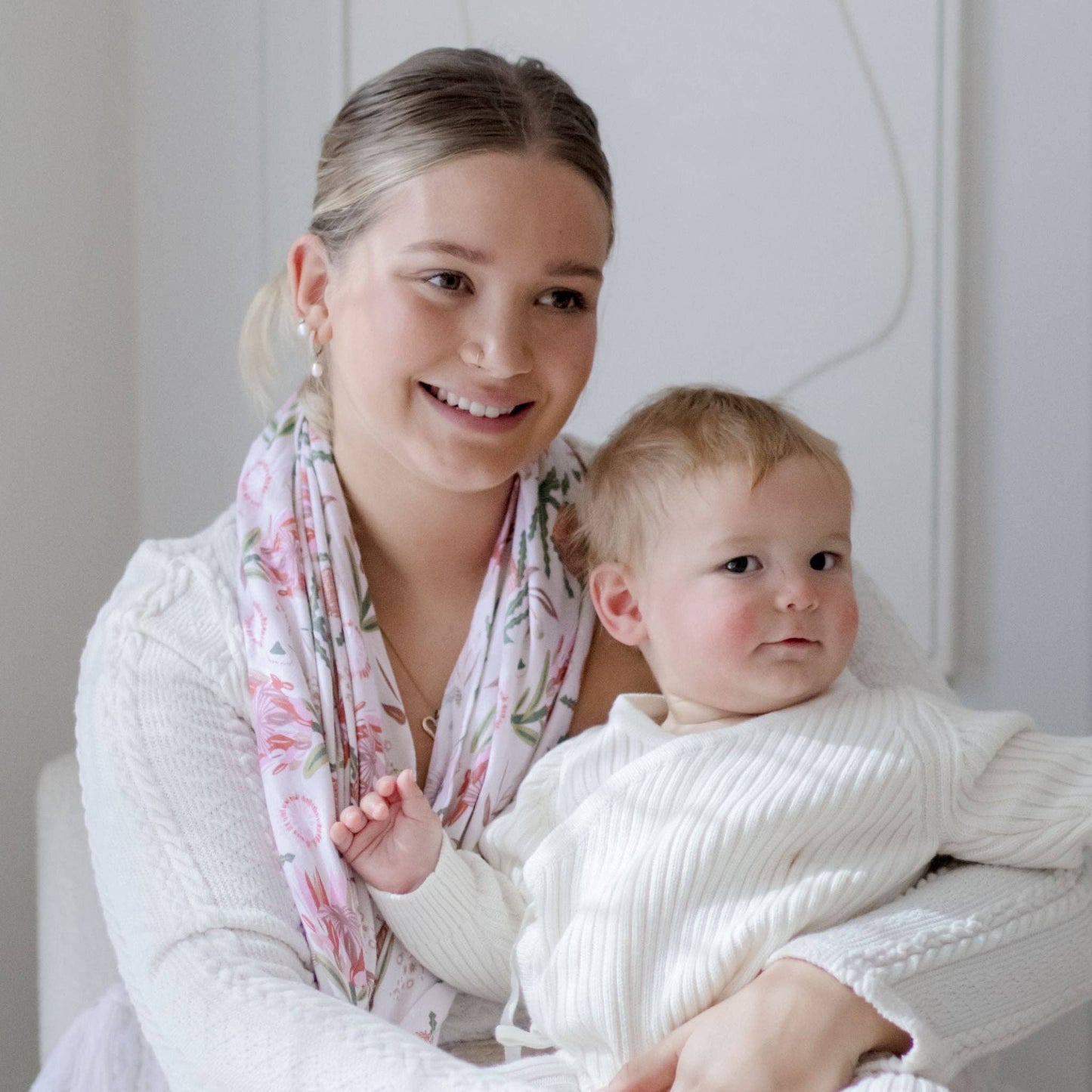 Multi-Use Nursing & Breastfeeding Cover - Gumnut Blossoms