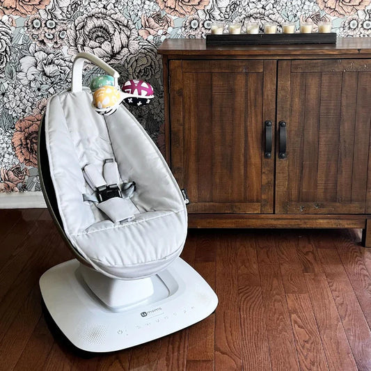 MamaRoo Multi-Motion Baby Swing Grey