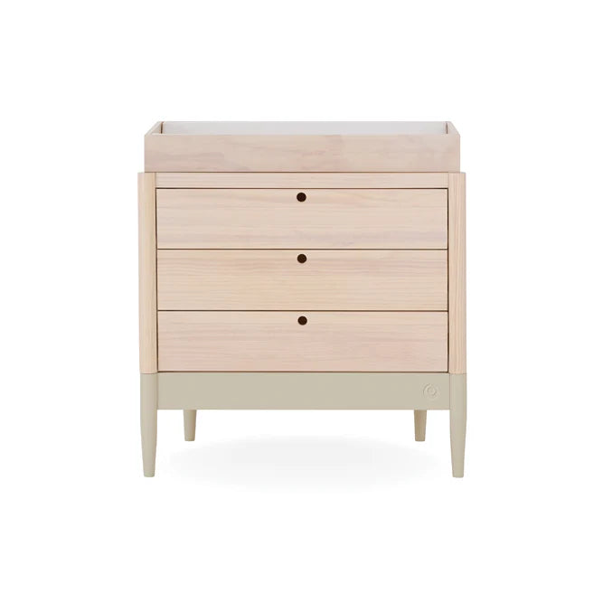 Eos Dresser