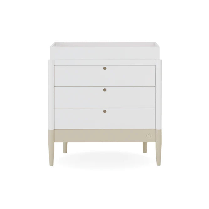 Eos Dresser