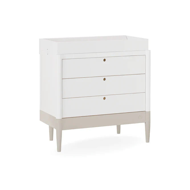 Eos Dresser