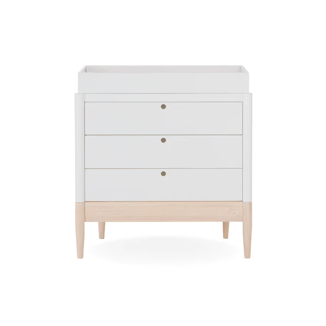 Eos Dresser