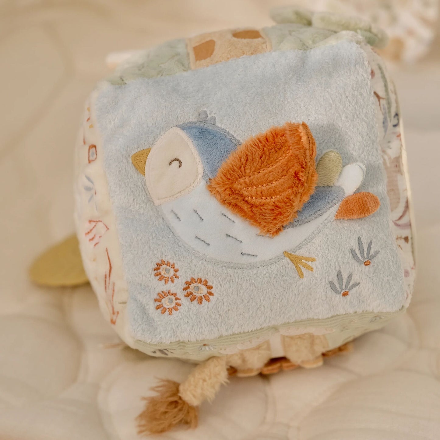 Soft Activity Cube - Safari Friends