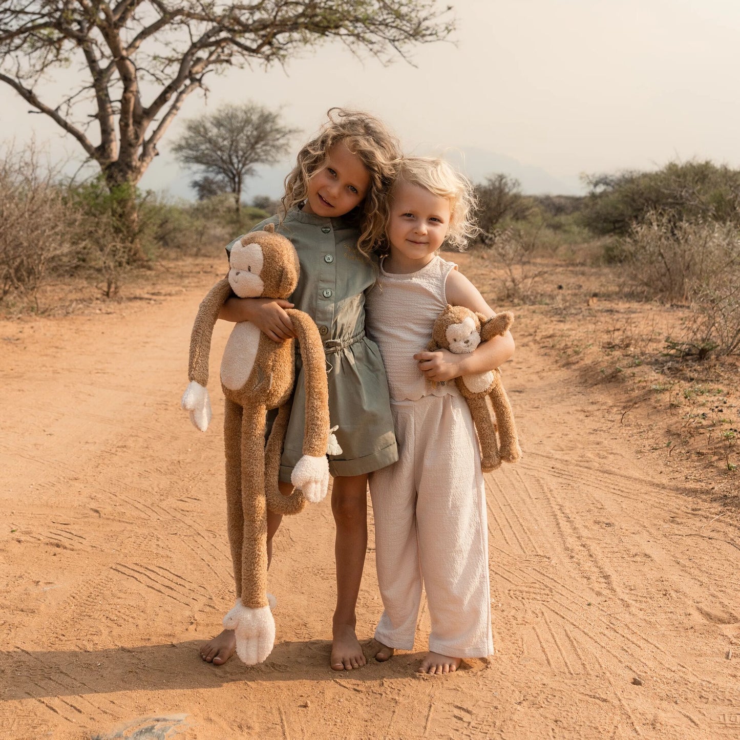 Cuddle Monkey XL - Safari Friends