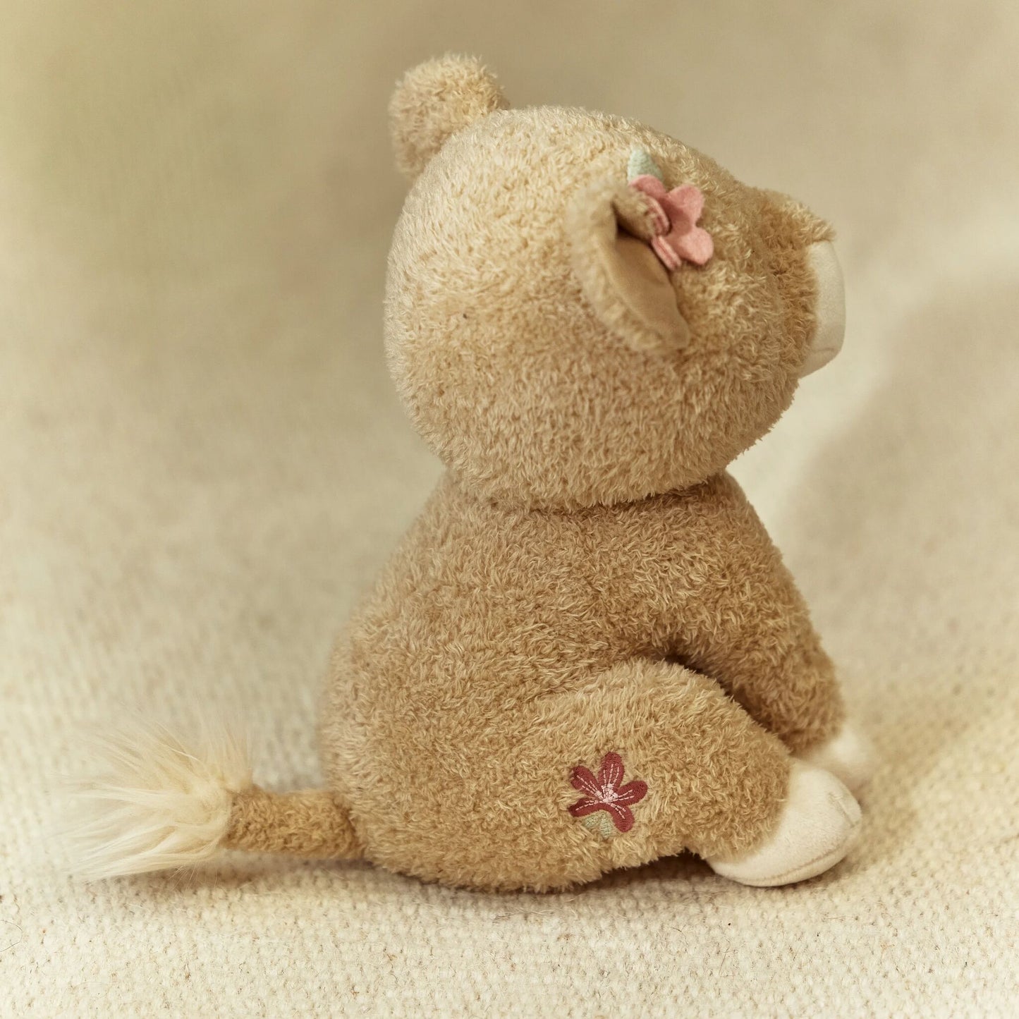 Cuddle Lioness - 17cm - Safari Friends