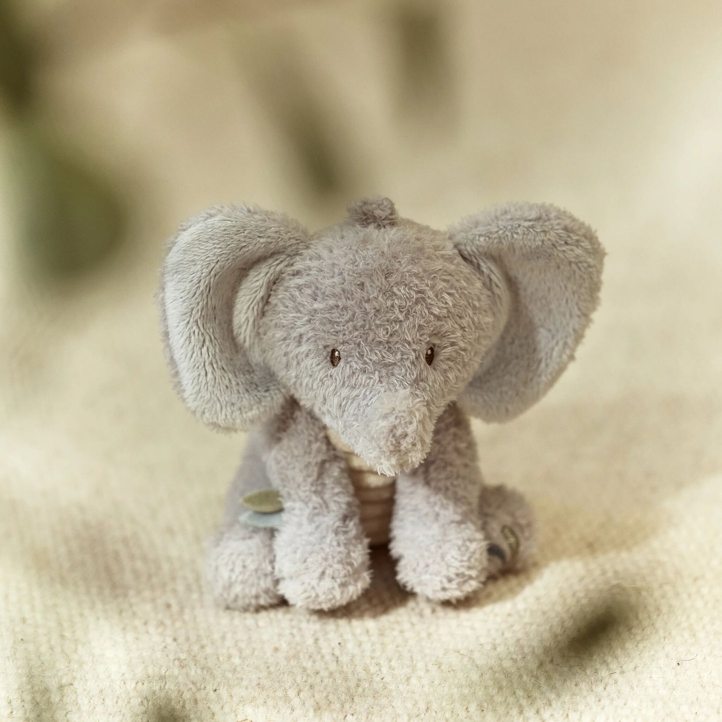 Cuddle Elephant - Safari Friends