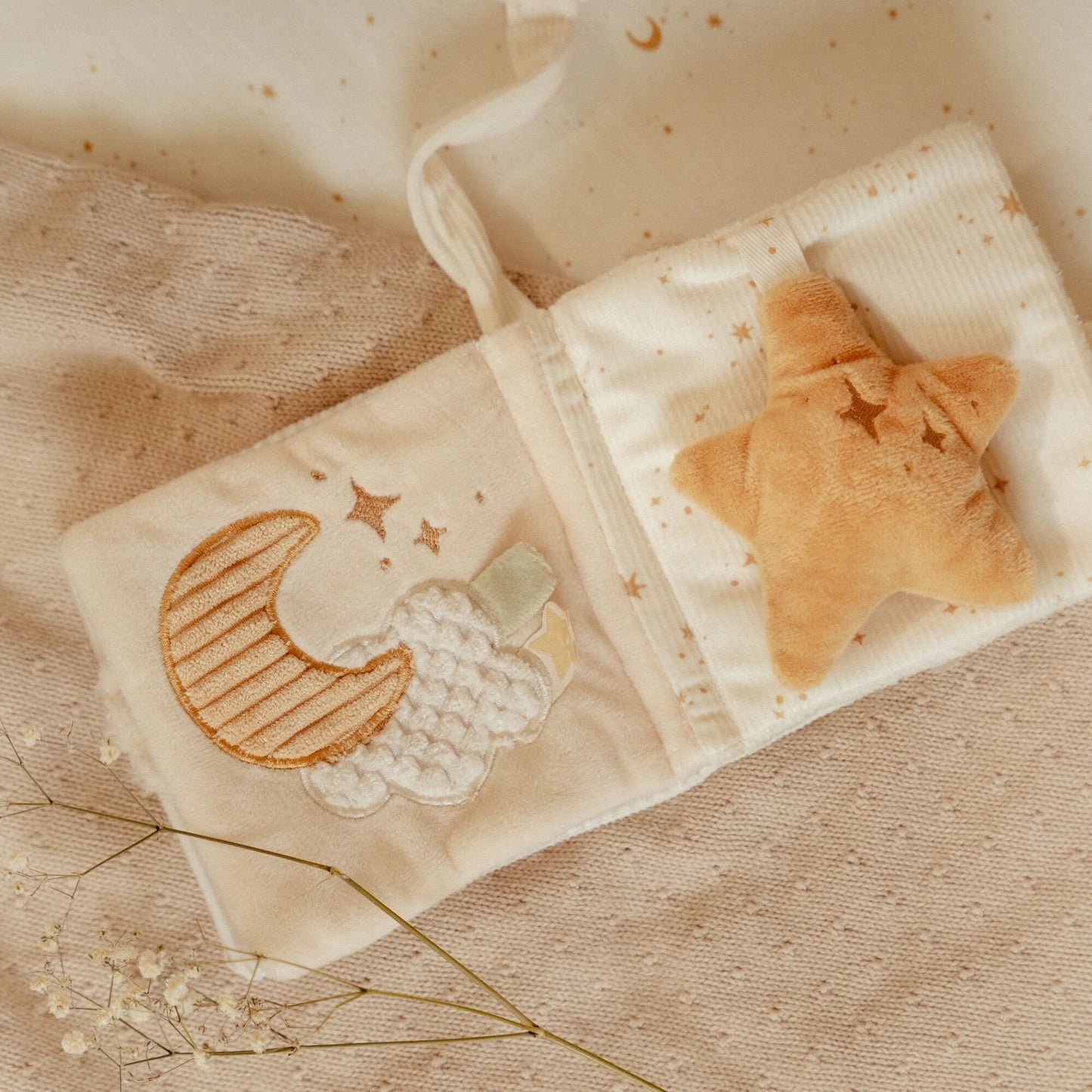 Goose Stroller Book - Newborn Naturals