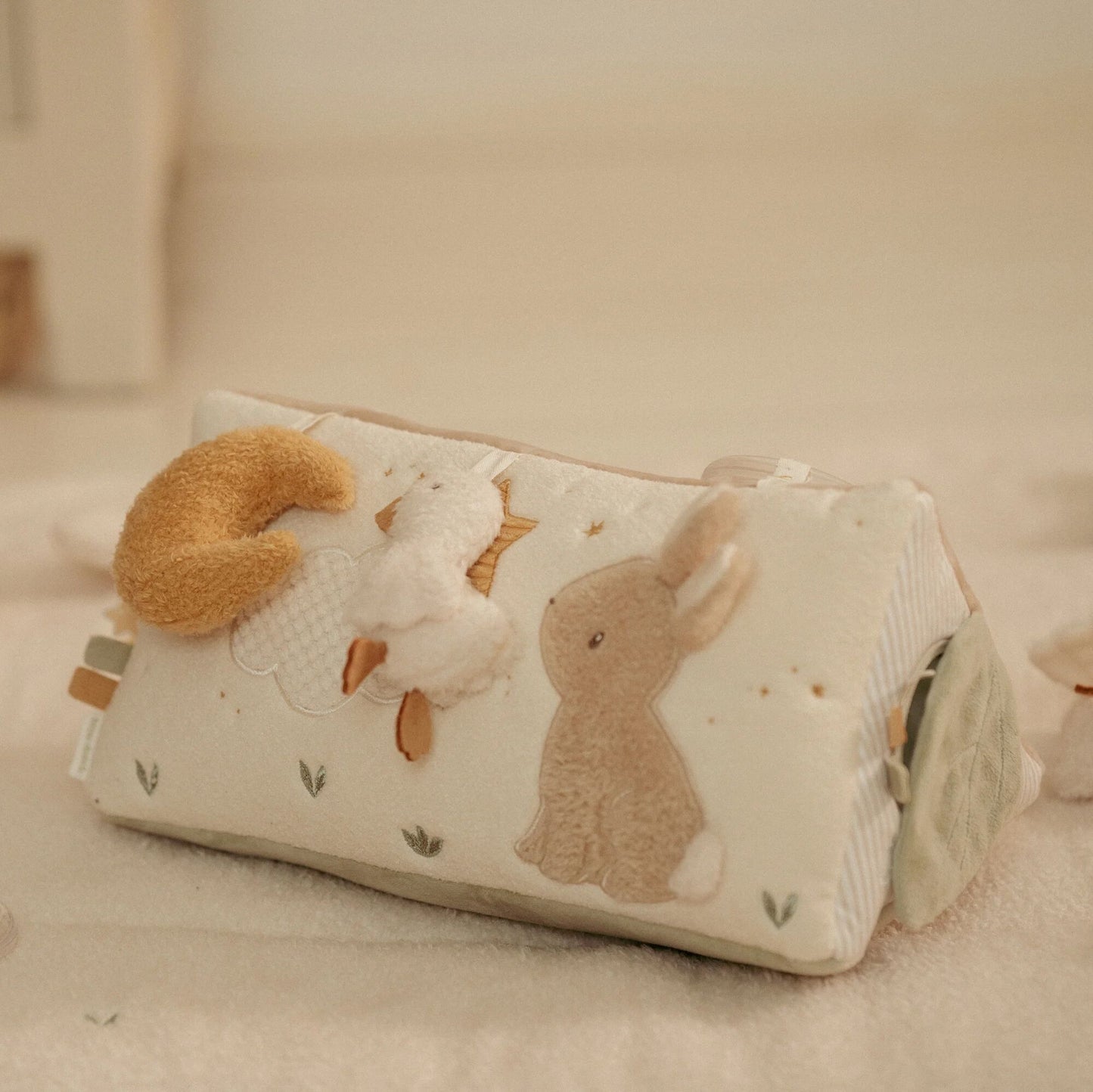 Activity Triangle - Newborn Naturals