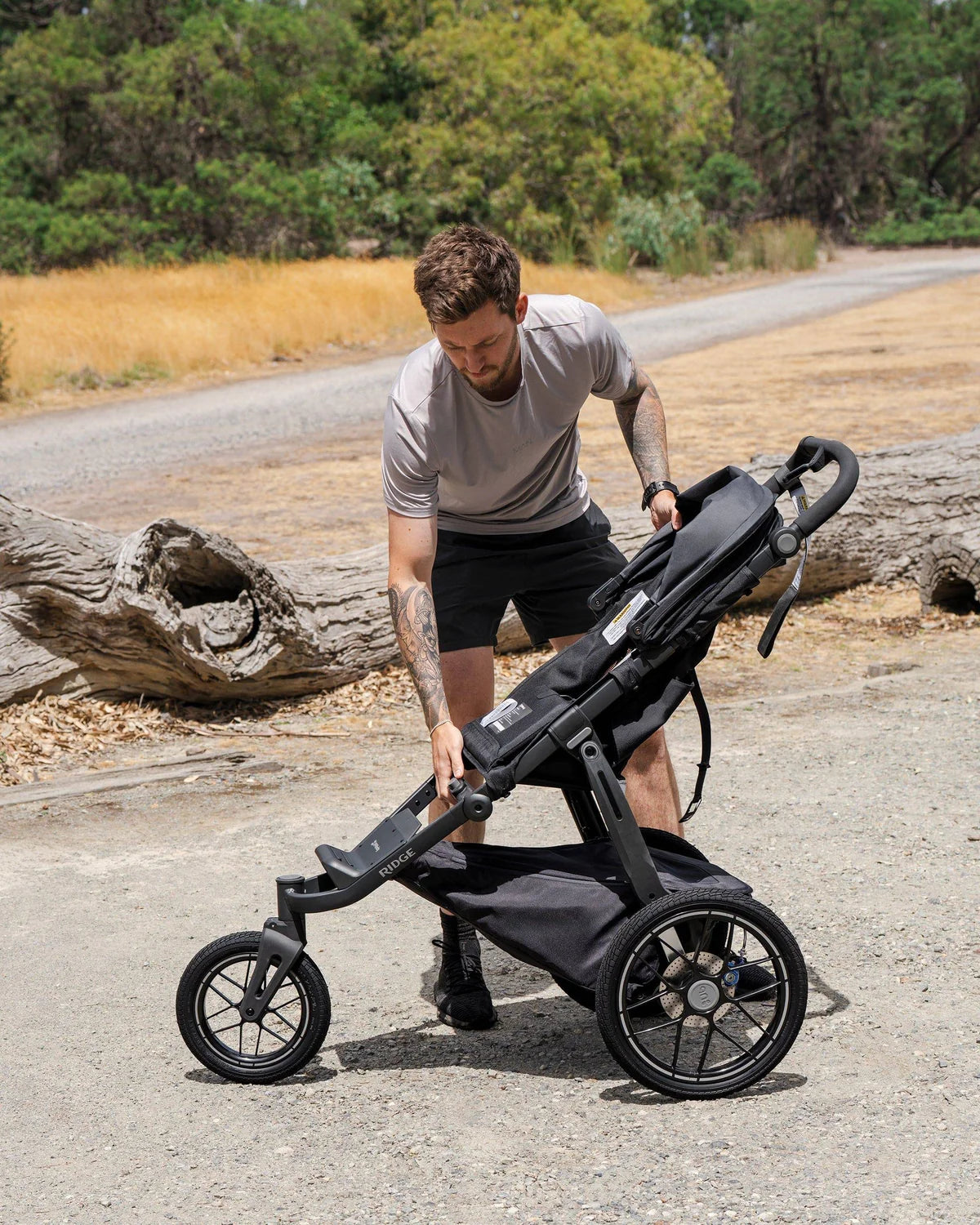UPPAbaby RIDGE V2 Stroller - JAKE Charcoal/Grey